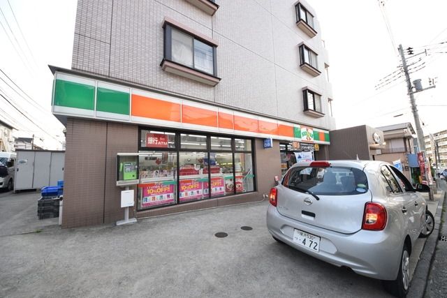 コンビニ　★★サンクス★★（コンビニ）まで650m