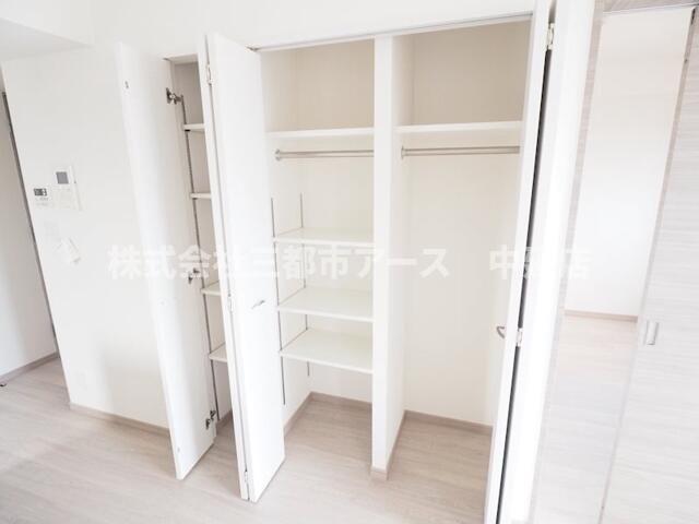 収納　レジディア中延II