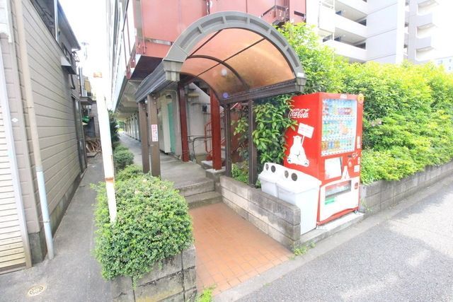 エントランス　★お部屋探しは、タウンハウジング多摩センター店へ★