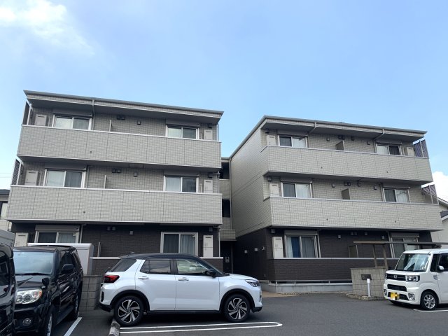 建物外観　ISOKAZE・軽量鉄骨造