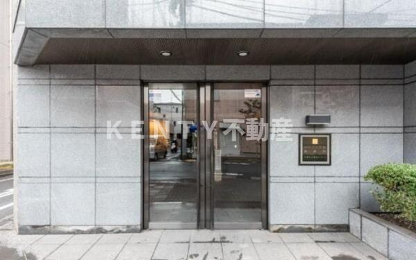 エントランス　建物の内部です