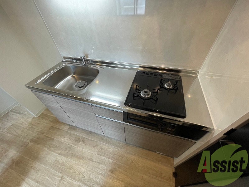 キッチン　キッチンです。一人暮らしなら十分な大きさですね。