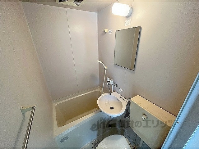 バス・シャワールーム　ユニットバス