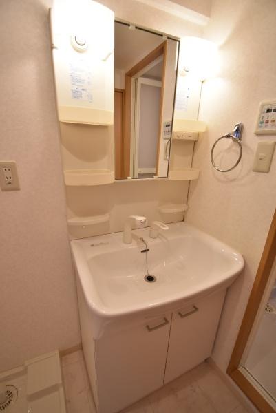 洗面設備　同仕様写真