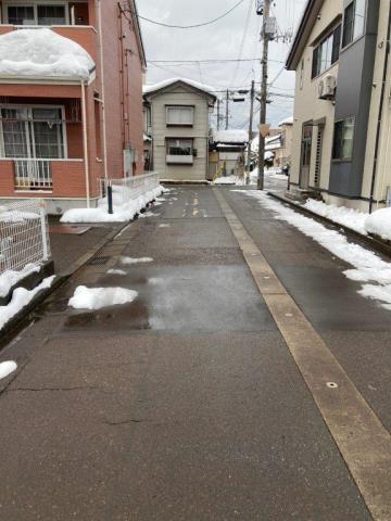その他　前面道路（その他）まで0m