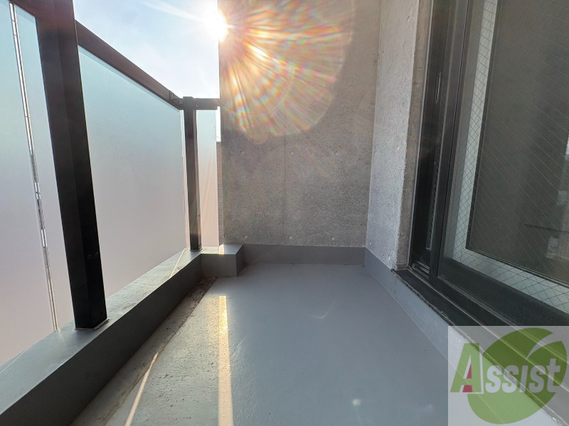 バルコニー　バルコニーです。洗濯物を干したり一息ついたりできますね！