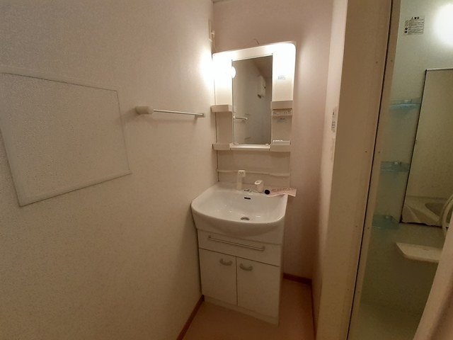 洗面設備　広い洗面スペース