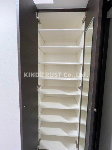 収納　ちょっとした収納スペースも充実しています