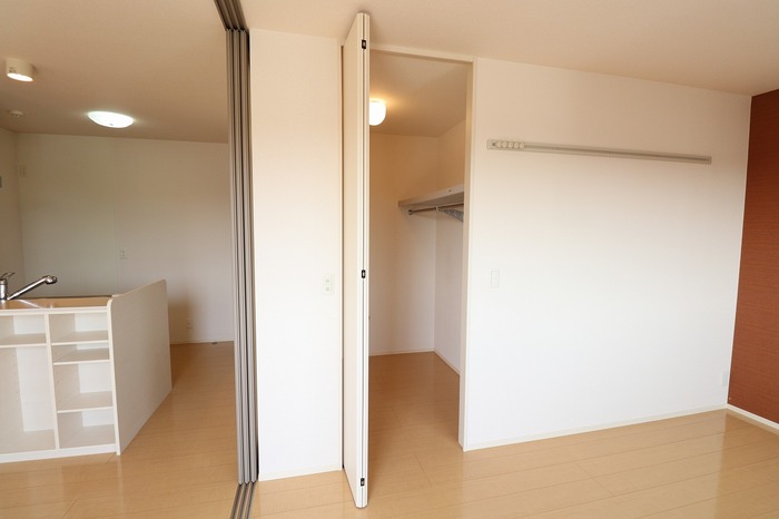 収納　ウォークインクローゼット