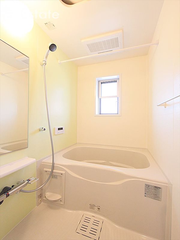 バス・シャワールーム　バスルーム