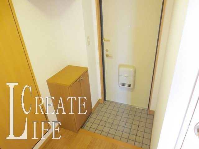 玄関　別号室の参考写真です。