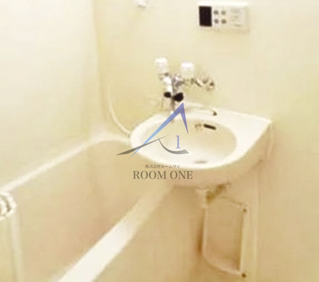 バス・シャワールーム　お風呂です。