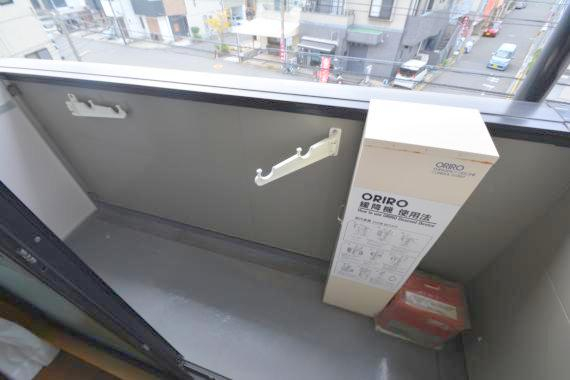バルコニー　風通しの良いバルコニー。洗濯物もよく乾きそうです。