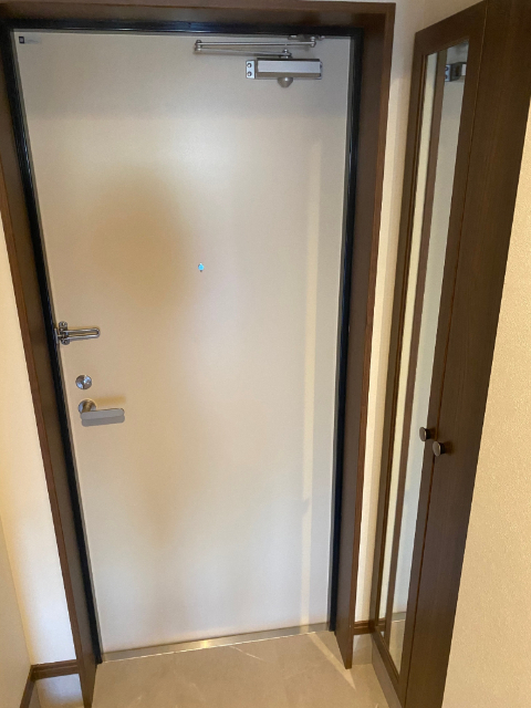 玄関　同型タイプ※現況優先