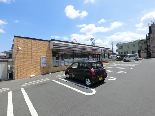 コンビニ　セブンイレブン千葉桜木北2丁目店（コンビニ）まで120m
