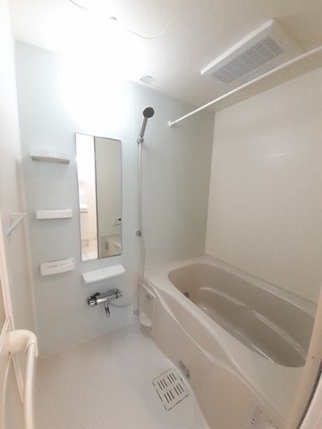 バス・シャワールーム　お風呂で日々の疲れを落としましょう