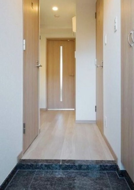 玄関　別部屋同仕様タイプ