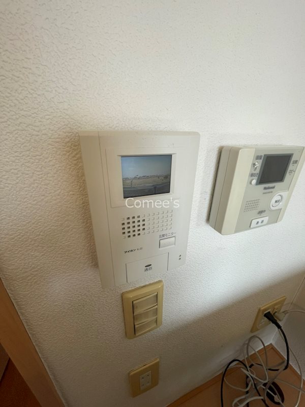 セキュリティ　モニター付きインターホン