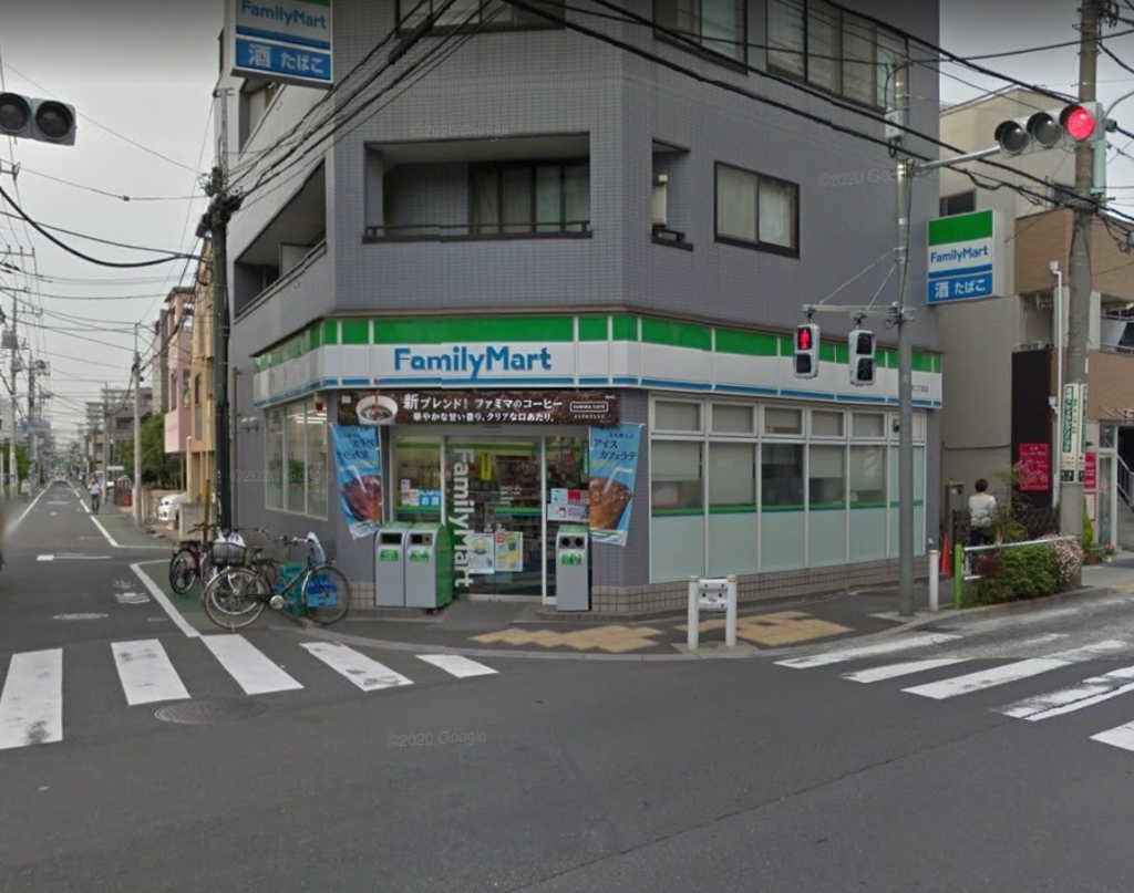 コンビニ　ファミリーマート 蓮根二丁目店（コンビニ）まで479m