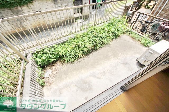 バルコニー　同物件別部屋写真