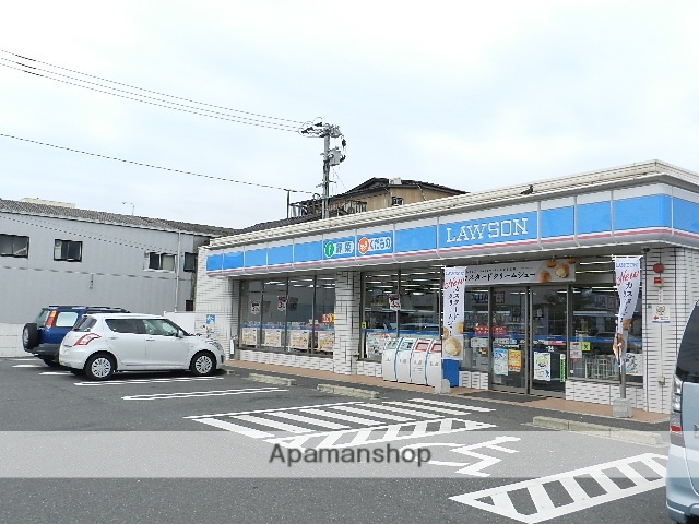 コンビニ　ローソン小倉宇佐町店（コンビニ）まで247m