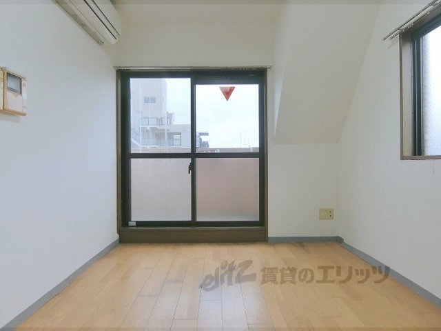 居室・リビング　洋室