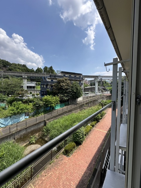 バルコニー　別部屋参考写真です