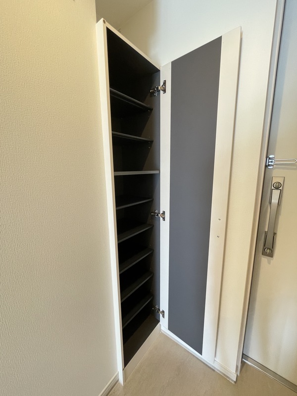 収納　シューズボックス