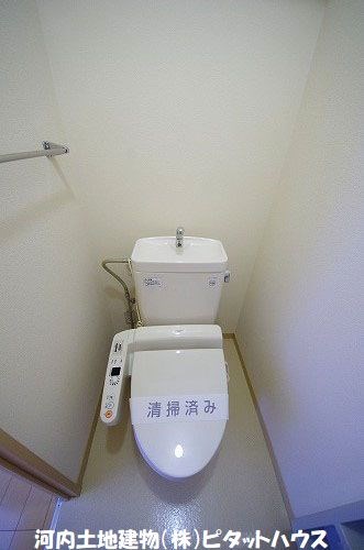 トイレ　類似室内