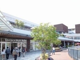 ショッピングセンター　テラスモール湘南（ショッピングセンター）まで270m