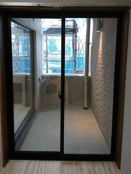 バルコニー　バルコニーがあります