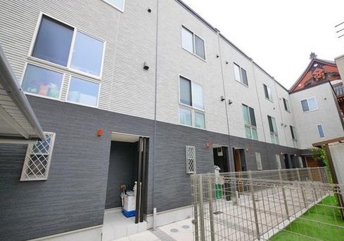 建物外観　プラハテラス東大前の外観