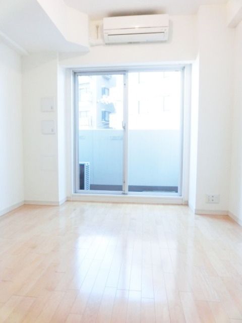 その他部屋・スペース　★６帖の洋室★