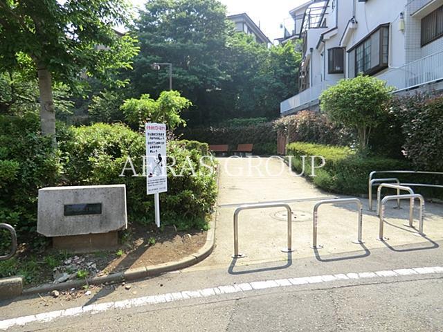 公園　西戸部町二丁目公園（公園）まで320m