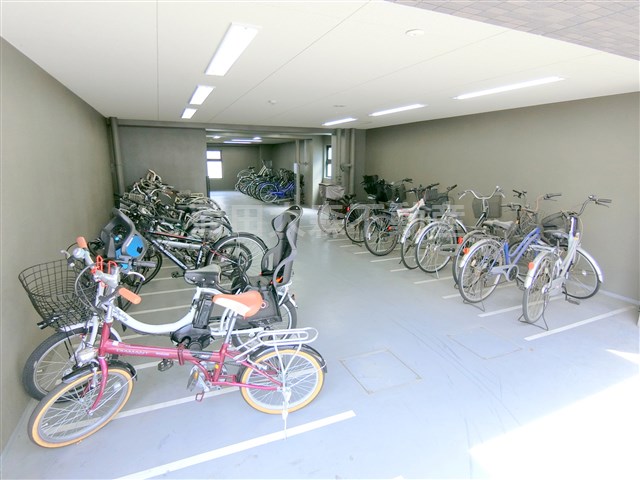 その他共有部分　屋根付駐輪場