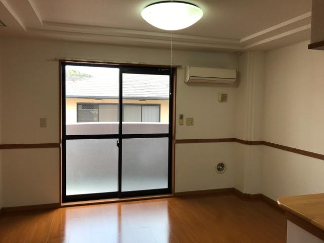 居室・リビング　リビング