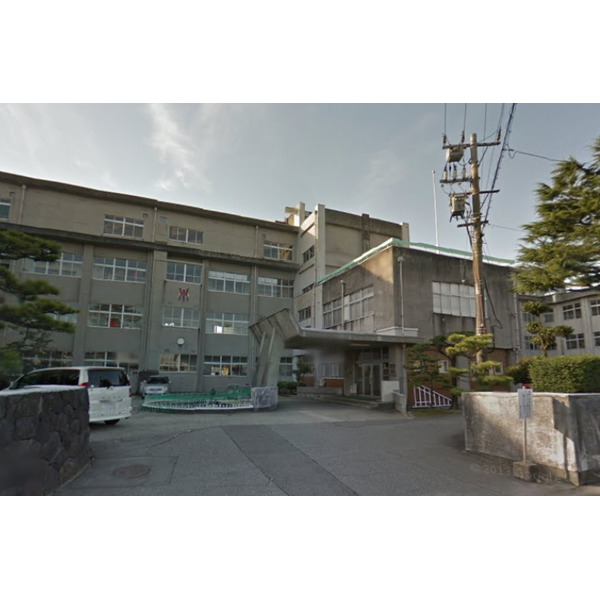 小学校　富山市立堀川小学校（小学校）まで1181m