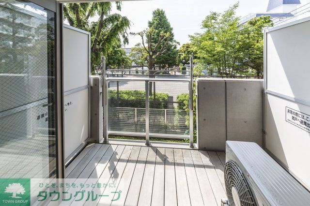 バルコニー　ウッドバルコニー※参考写真