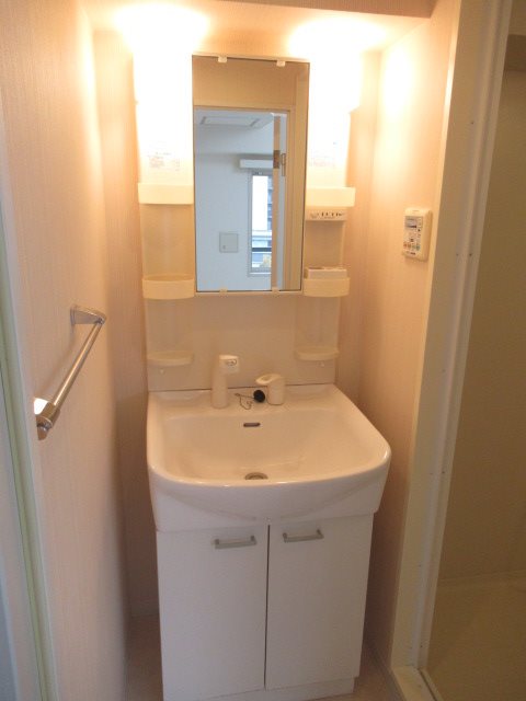 洗面設備　※参考写真