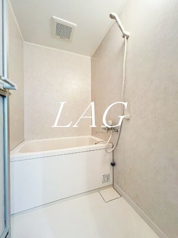 バス・シャワールーム　お風呂です。