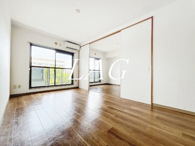 居室・リビング　洋室のお部屋です。