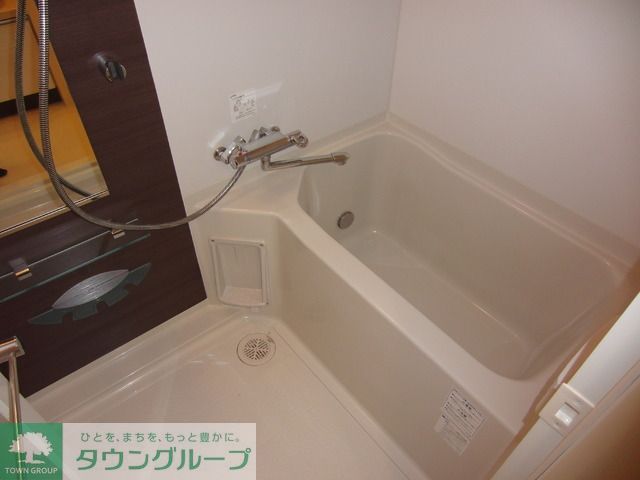 バス・シャワールーム　Dタイプ2012年1月撮影 同タイプ202号室の写真です。