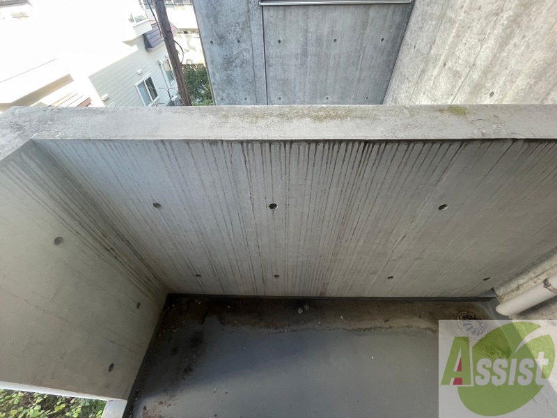 バルコニー　バルコニーが付いていますので一息ついてみてはいかがですか。