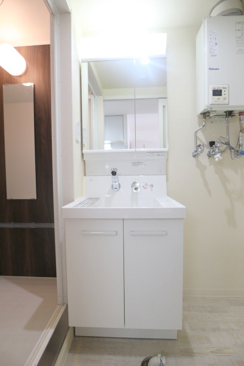 洗面設備　シャンプードレッサー付き♪