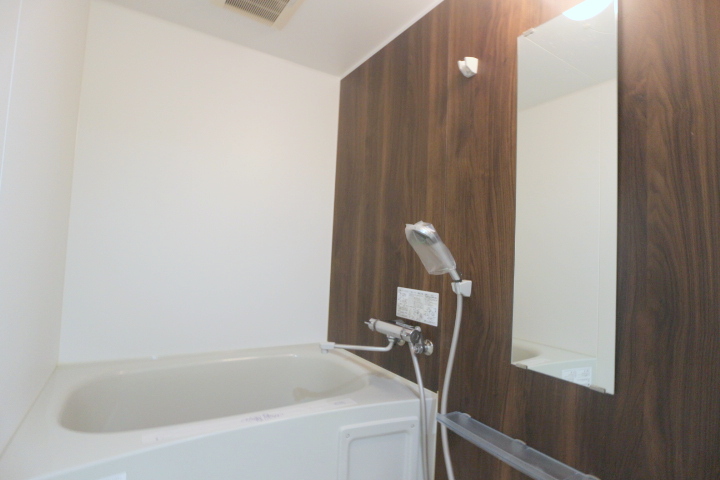 バス・シャワールーム　広々とした浴室です！