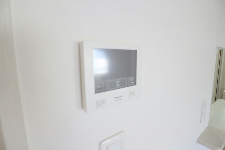 セキュリティ　モニター付きインターホンで安心♪