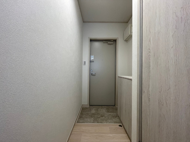 玄関　同間取の部屋参照