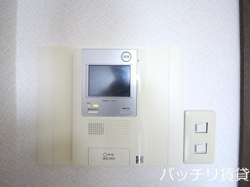 セキュリティ　画像は別号室の為、現状優先になります。