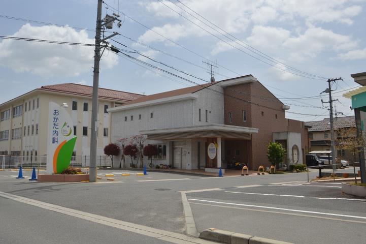 病院　おかだ内科（病院）まで418m