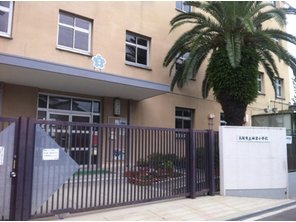 小学校　大阪市立神津小学校（小学校）まで318m